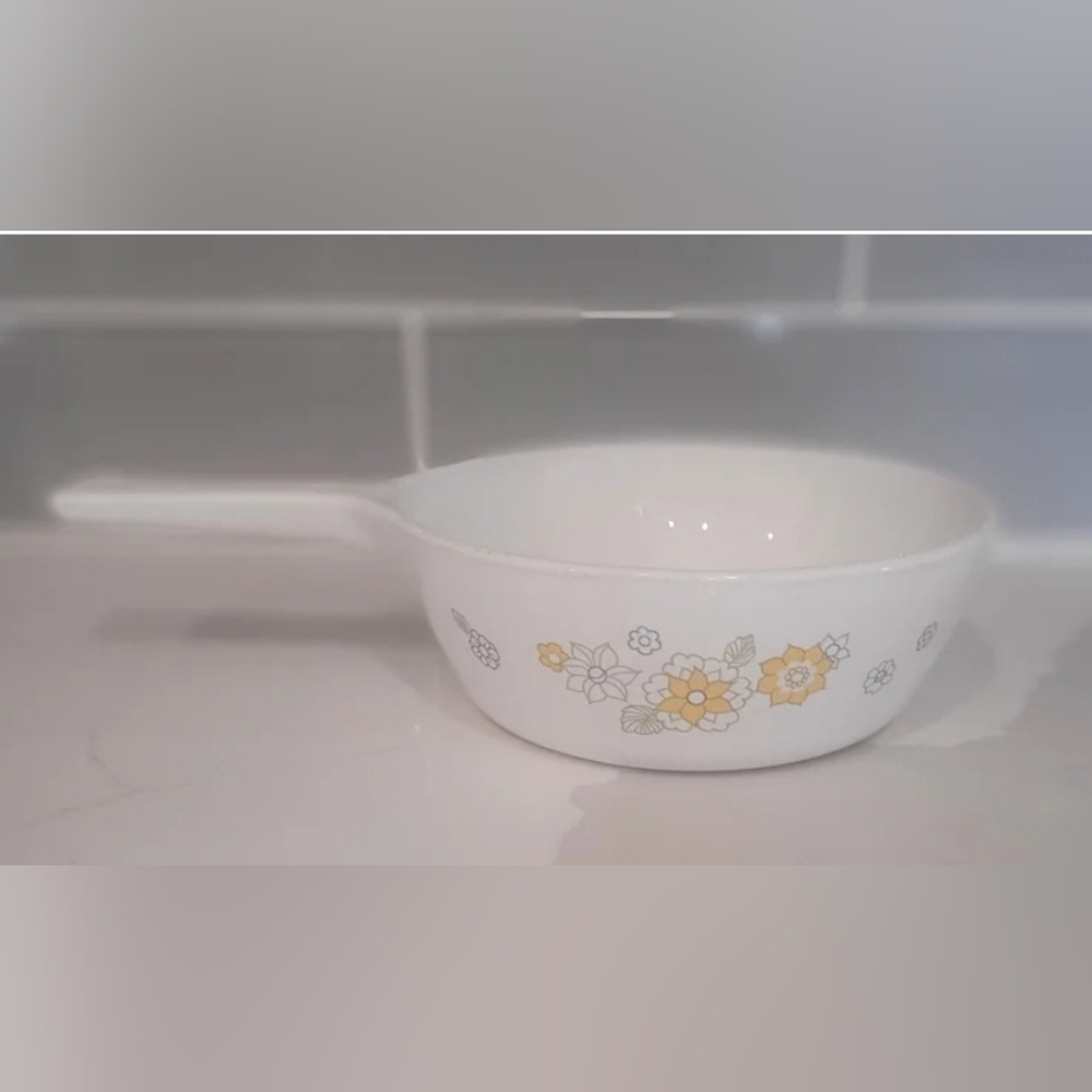 Corning ware 1qt sauce pan - floral Bouquet- no lid